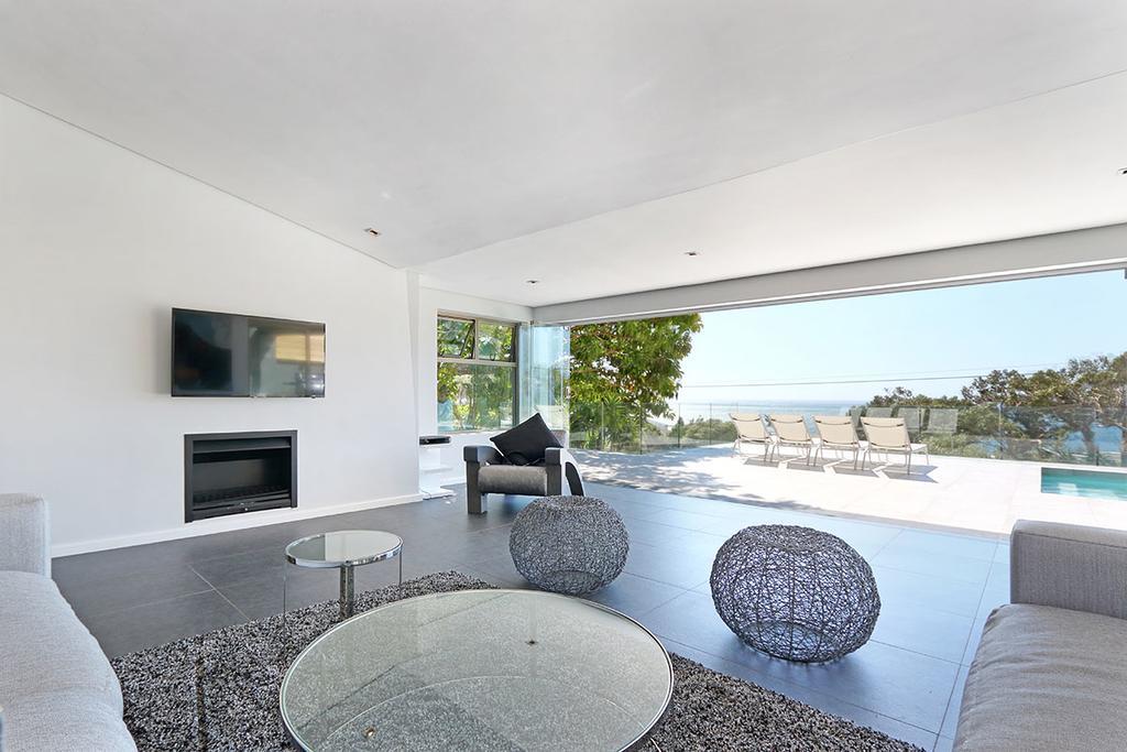 Valtameri By Totalstay Camps Bay Εξωτερικό φωτογραφία