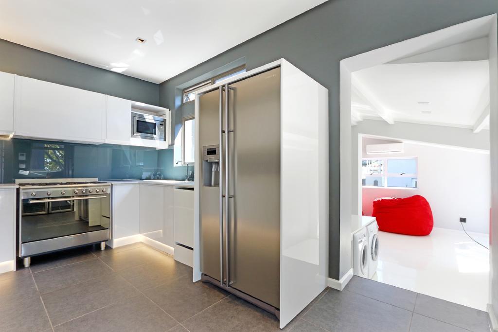 Valtameri By Totalstay Camps Bay Εξωτερικό φωτογραφία